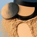 SEPHORA COLLECTION Fond De Teint Perfection Compact Matifiant - Fond De Teint Poudre Fini Mat Couleur: 04P Light - clair avec teint de base rose